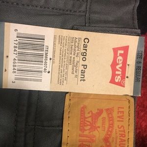 Levi cargo pants